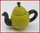 HTP016 Pear Teapot